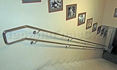 Двойной пристенный поручень из нержавейки купить в Омске