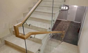 Цельностеклянные ограждения на несущем стекле в Омске. Готовые проекты ПерилаГлавСнаб