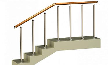 Ограждения со стойками в каждую ступень с круглым деревянным поручнем без ригелей купить в Омске