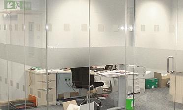 Стеклянные перегородки с рисунком купить в Омске