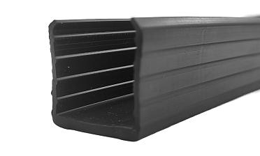 Уплотнитель в поручень с пазом 24х24 для стекла 10+10мм ПВХ, черный Фk310 купить в Омске