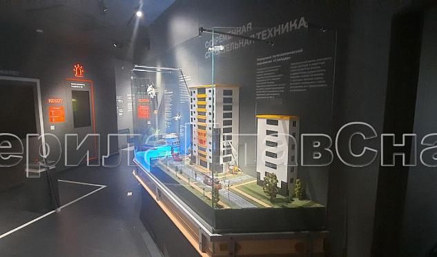 Витрина в Омске. Готовые проекты ПерилаГлавСнаб