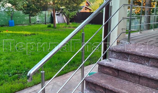 Перила с тремя ригелями в Омске. Готовые проекты ПерилаГлавСнаб