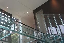 Стеклянные полы в квартире в Омске. Готовые проекты ПерилаГлавСнаб - фото 8