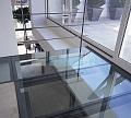 Стеклянный потолок на межэтажной площадке в Омске. Готовые проекты ПерилаГлавСнаб - фото 1